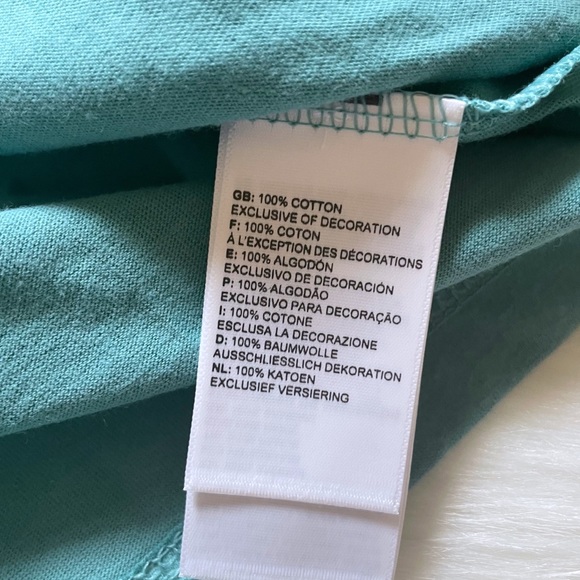 The North Face Women’s Long Sleeve Throwback Tee - Picture 3 of 5